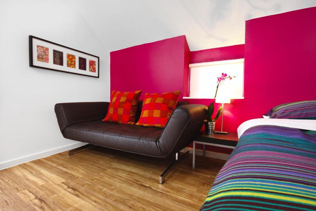 Nosda Studio Hostel Cardiff Eksteriør billede