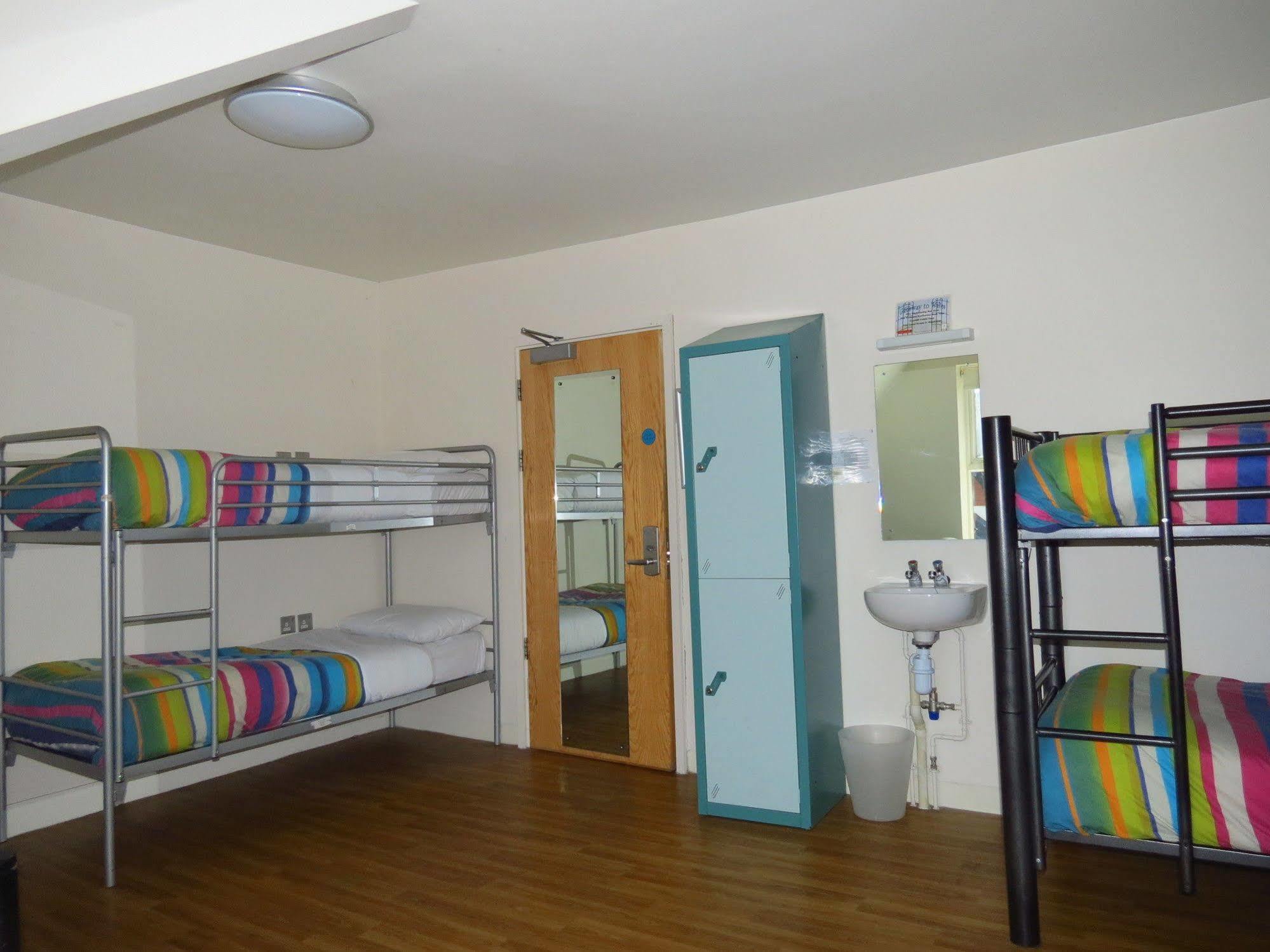 Nosda Studio Hostel Cardiff Eksteriør billede